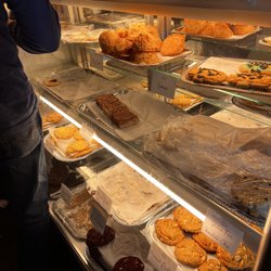 Picnic Cafe and Dessertery