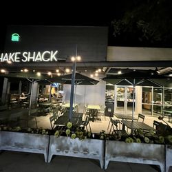 Shake Shack Mission Valley - Storefront and patio area at midnight on a Wednesday (Mission Valley)