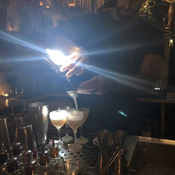 Two Schmucks - Cocktail Bars Near Me - Barcelona, B