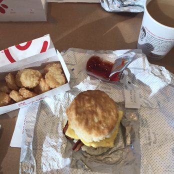 Chick-fil-A - Fast Food Near Me - Gulf Breeze, Florida
