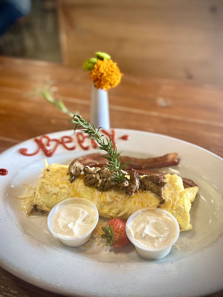 CHOPS & EGGS 470 Photos & 512 Reviews 5802 Yorktown Blvd, Corpus