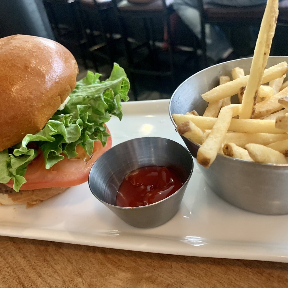 Earls Kitchen + Bar - Canadian (New) Near Me - Vancouver, British Columbia Earls Kitchen + Bar - Canadian (New) Near Me - Vancouver, British Columbia