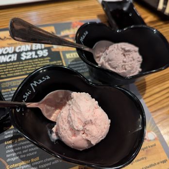 Sushi Masa - Strawberry and red bean ice cream - Sushi Bars Near Me - Plano, Texas