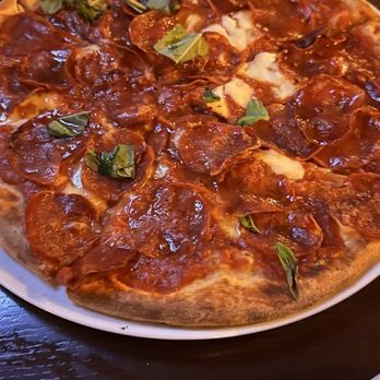 Nonno Alby's - Pizza Near Me - West Reading, Pennsylvania