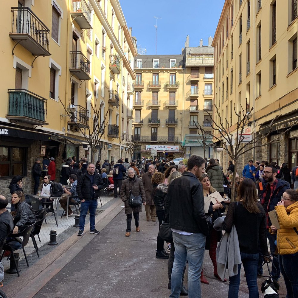 Ricardo - Pubs Near Me - Donostia / San Sebastián, SS
