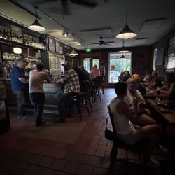 West End Ciderhouse - The bar and front end of West End.