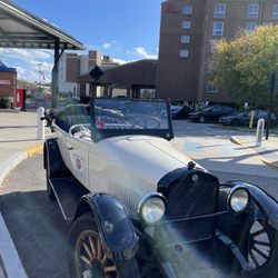 Newport Classic Car Tours