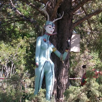 Funny Farm - Elk lady - Antiques Near Me - Bend, Oregon