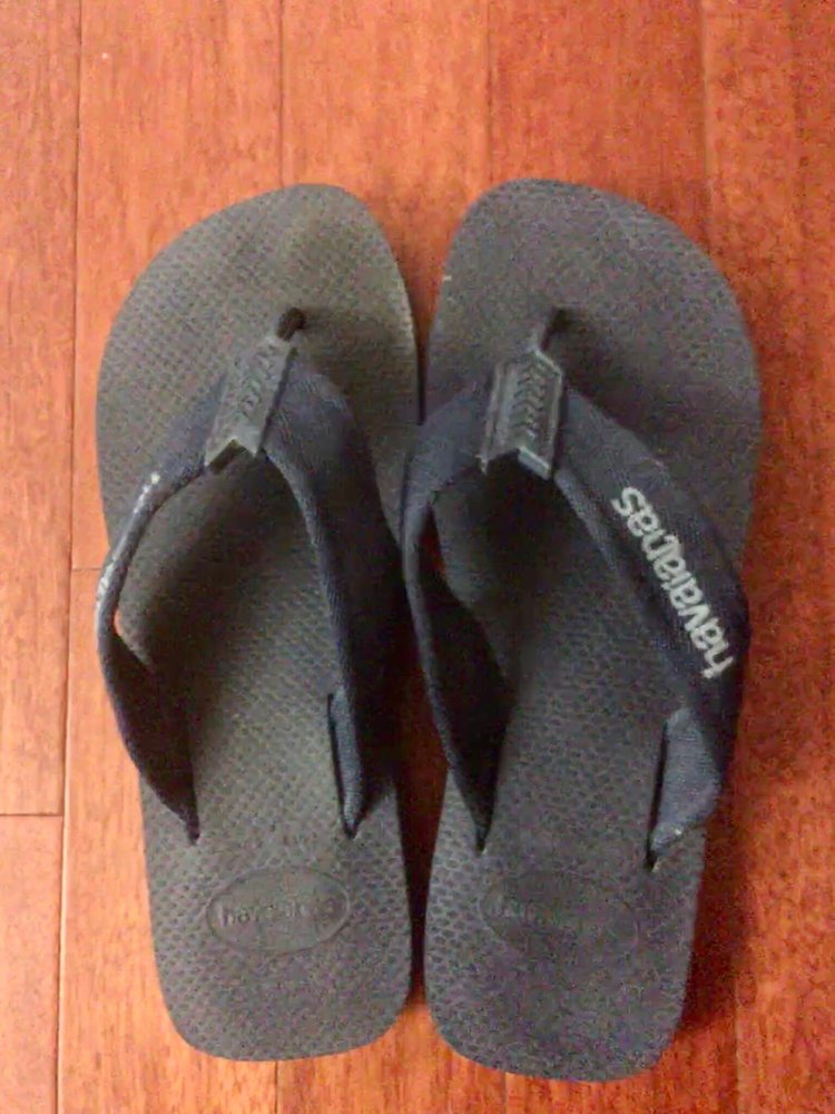 alpargatas flip flops