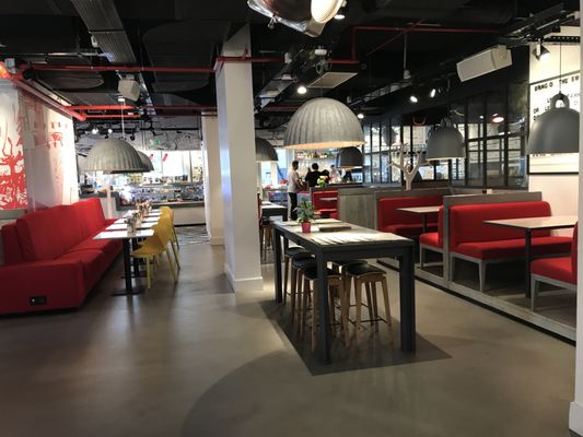 Radisson RED Brussels by null