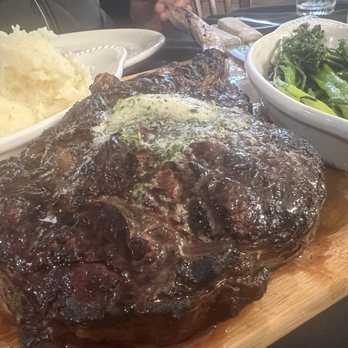Manny's Steakhouse - Tomahawk steak 32 oz - Steakhouses Near Me - Vallejo, California Manny's Steakhouse - Tomahawk steak 32 oz - Steakhouses Near Me - Vallejo, California