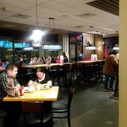Chili's - Unused tables but lots of wait.