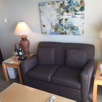 Channel House - Living room area. - Hotels Near Me - Depoe Bay, Oregon Channel House - Living room area. - Hotels Near Me - Depoe Bay, Oregon
