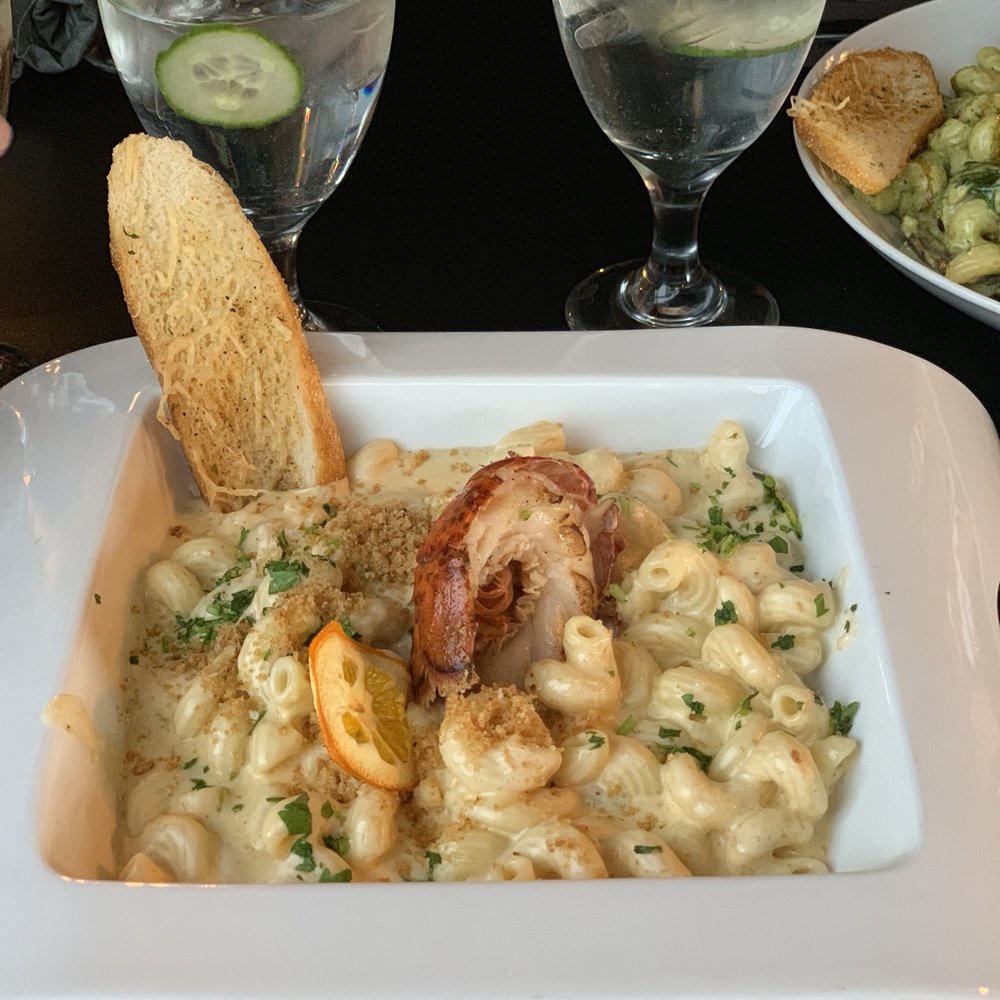 Draft Gastropub - Lobster Mac and cheese - Gastropubs Near Me - Appleton, Wisconsin Draft Gastropub - Lobster Mac and cheese - Gastropubs Near Me - Appleton, Wisconsin