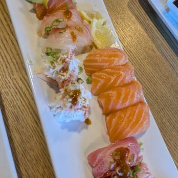 Hinoki Sushi - Plate of Nigiri Top to Bottom: Mickey Mouse, Donald, Red Snapper, Upside Down Shrimp, Salmon, Seared Tuna - Sushi Bars Near Me - Reno, Nevada Hinoki Sushi - Plate of Nigiri Top to Bottom: Mickey Mouse, Donald, Red Snapper, Upside Down Shrimp, Salmon, Seared Tuna - Sushi Bars Near Me - Reno, Nevada