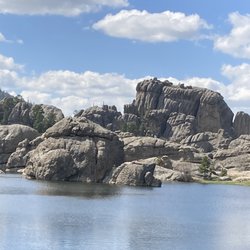 Black Hills Above and Beyond Tours