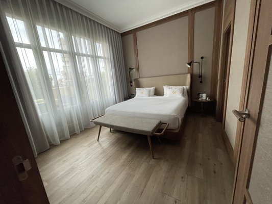 Círculo Gran Vía, Autograph Collection by null