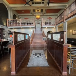 Knuckleheads - Interior