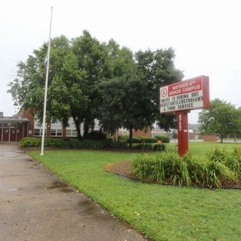 Bayside 6th Grade Campus - This is bayside 6th coumpus - Middle Schools & High Schools Near Me - Virginia Beach, Virginia Bayside 6th Grade Campus - This is bayside 6th coumpus - Middle Schools & High Schools Near Me - Virginia Beach, Virginia