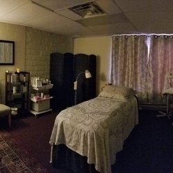 Owens Valley Acupuncture - Treatment room