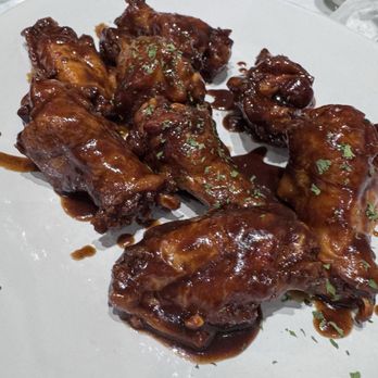 A’leurer - Bourbon wings - Soul Food Near Me - Greensboro, North Carolina