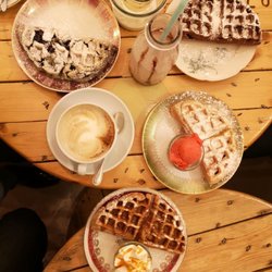 Die Eisdielerin