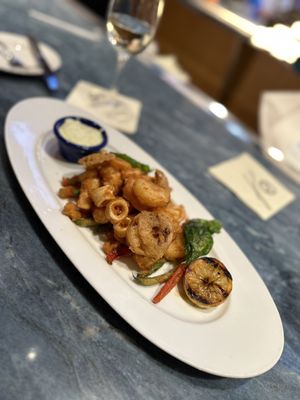 Tides Oyster Bar by null
