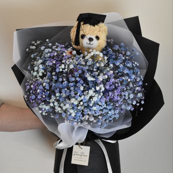 Floriflora Florist - Teddy bear bouquet for Graduation - Florists Near Me - Cupertino, California Floriflora Florist - Teddy bear bouquet for Graduation - Florists Near Me - Cupertino, California