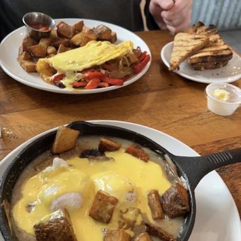 KITH AND KIN - Updated November 2024 - 192 Photos & 226 Reviews - 40 ...