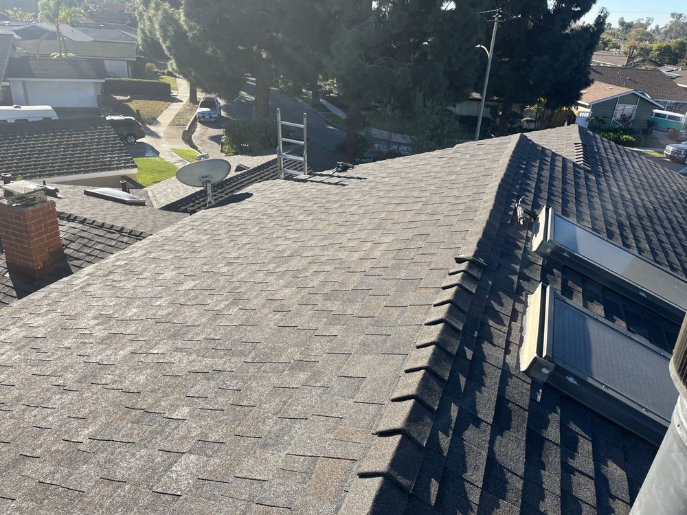 Slide of Ridge Runner Roofing