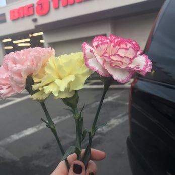 Big O Tires - Free flowers after a small wait for a tire change. - Tires Near Me - Dublin, California Big O Tires - Free flowers after a small wait for a tire change. - Tires Near Me - Dublin, California