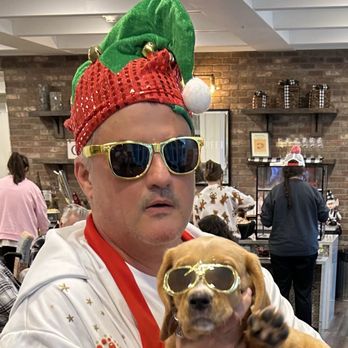 Rita's Care At Home - Stevie Links can do Elvis too! Gotta be flexible to care-give! - Home Health Care Near Me - Nashville, Tennessee Rita's Care At Home - Stevie Links can do Elvis too! Gotta be flexible to care-give! - Home Health Care Near Me - Nashville, Tennessee