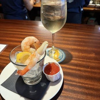 King Eider's Pub - This was wine that came with three shrimp - Pubs Near Me - Damariscotta, Maine