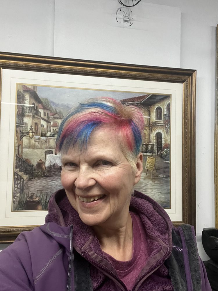 Studio Hair Design Logo