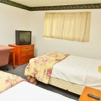 America's Best Value Inn and Suites - Two Double Beds Suite - Hotels Near Me - Canton, Ohio America's Best Value Inn and Suites - Two Double Beds Suite - Hotels Near Me - Canton, Ohio