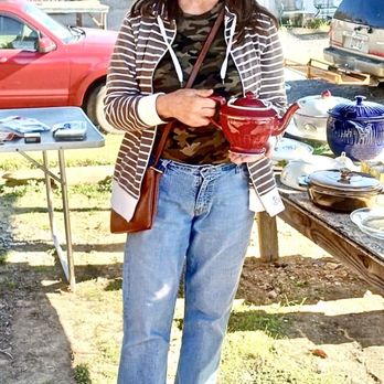 Blue Ridge Flea Market - Rent a covered outside spot by the day. Sell YOUR stuff. - Flea Markets Near Me - Blue Ridge, Georgia