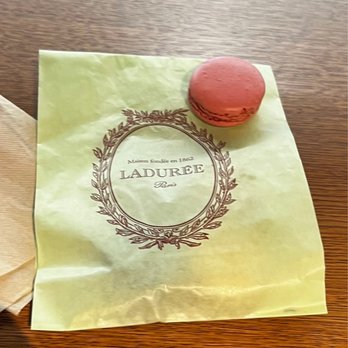 Ladurée - Macarons Near Me - Roissy-en-France, 75