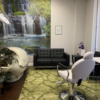 Limitless Medspa - Consult room - Medical Spas Near Me - Spring, Texas Limitless Medspa - Consult room - Medical Spas Near Me - Spring, Texas