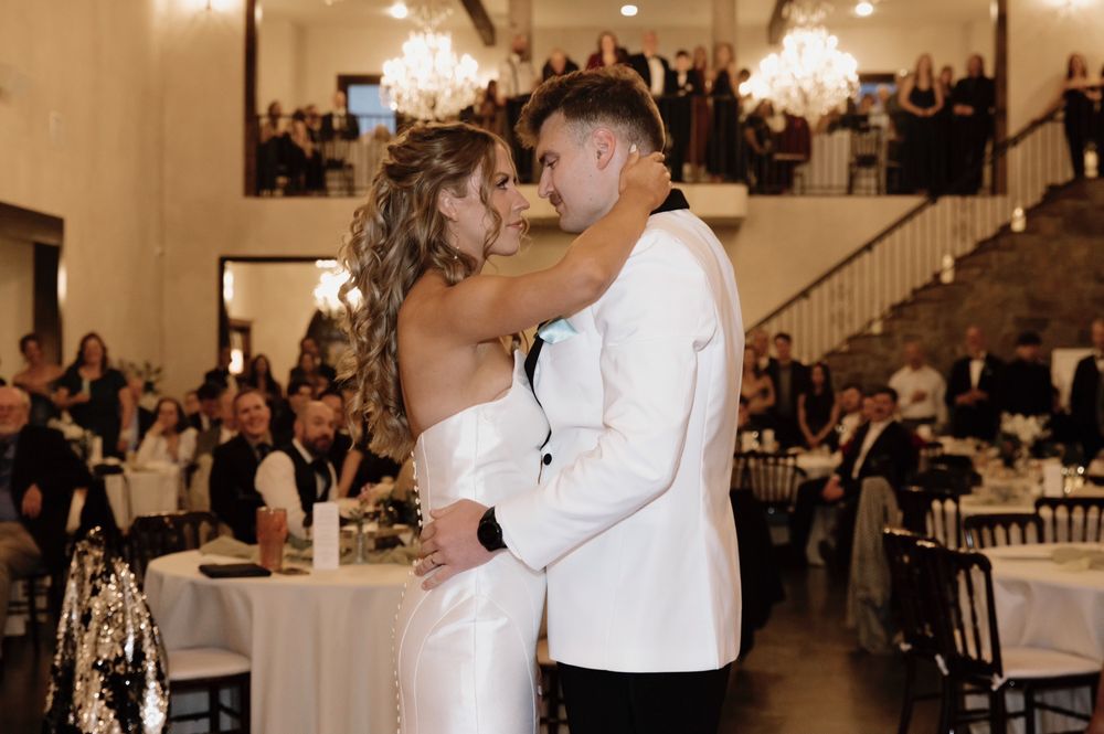 Wedding Dance Houston Logo