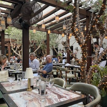 Cecconi's Miami Beach - Italian Near Me - Miami Beach, Florida