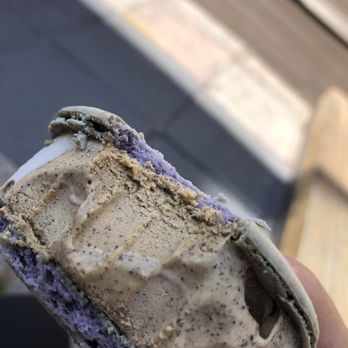 Dainties Macaron - London fog is so good - Macarons Near Me - Toronto, Ontario