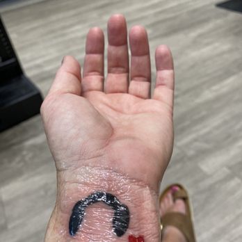Revolt Tattoos - Princess Leia outline and heart. - Tattoo Near Me - Las Vegas, Nevada Revolt Tattoos - Princess Leia outline and heart. - Tattoo Near Me - Las Vegas, Nevada