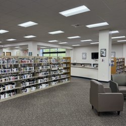 Brazoria County Library System - Pearland Library - Inside