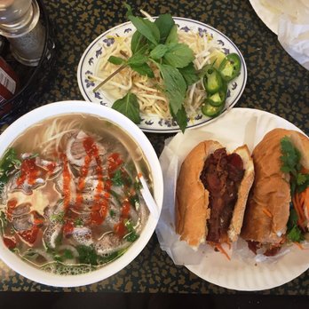 Baguette Delite - BBQ Pork Banh Mi and Pho with Brisket beef. Definitely use the Siracha! - Vietnamese Near Me - Edison, New Jersey Baguette Delite - BBQ Pork Banh Mi and Pho with Brisket beef. Definitely use the Siracha! - Vietnamese Near Me - Edison, New Jersey