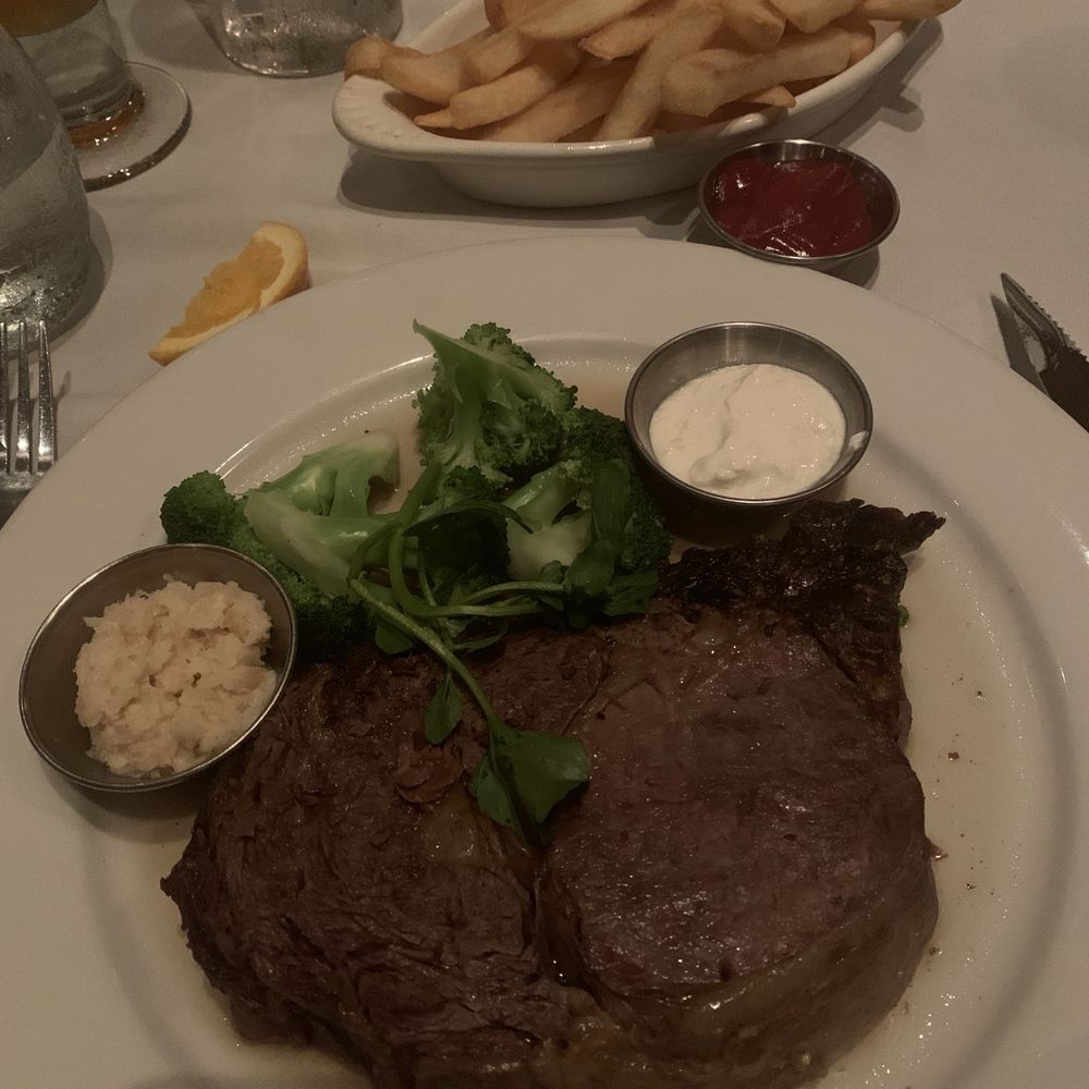 Dal Rae Restaurant - Prime rib! - Steakhouses Near Me - Pico Rivera, California Dal Rae Restaurant - Prime rib! - Steakhouses Near Me - Pico Rivera, California