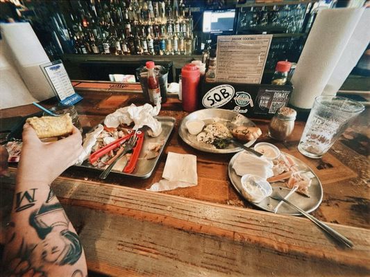 Shuckin' Shack Oyster Bar by null