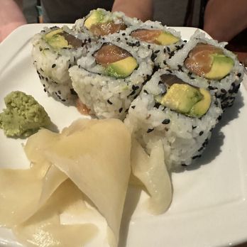 Mukashi Sushi Bar - Salmon Avocado Roll - Sushi Bars Near Me - Atlantic City, New Jersey