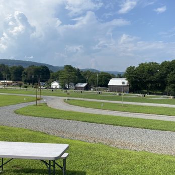 R and R Camp Ground - Beautiful view - RV Parks Near Me - Dunlap, Tennessee R and R Camp Ground - Beautiful view - RV Parks Near Me - Dunlap, Tennessee