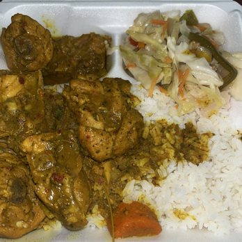 Island Tings - Curry Chicken white rice and steamed veg - Caribbean Near Me - Miramar, Florida Island Tings - Curry Chicken white rice and steamed veg - Caribbean Near Me - Miramar, Florida