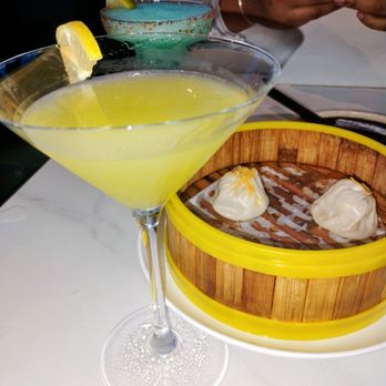 Juicy Dumplings - Pork & Shrimp Dumplings and a Lemon Drop Martini - Chinese Near Me - Euless, Texas